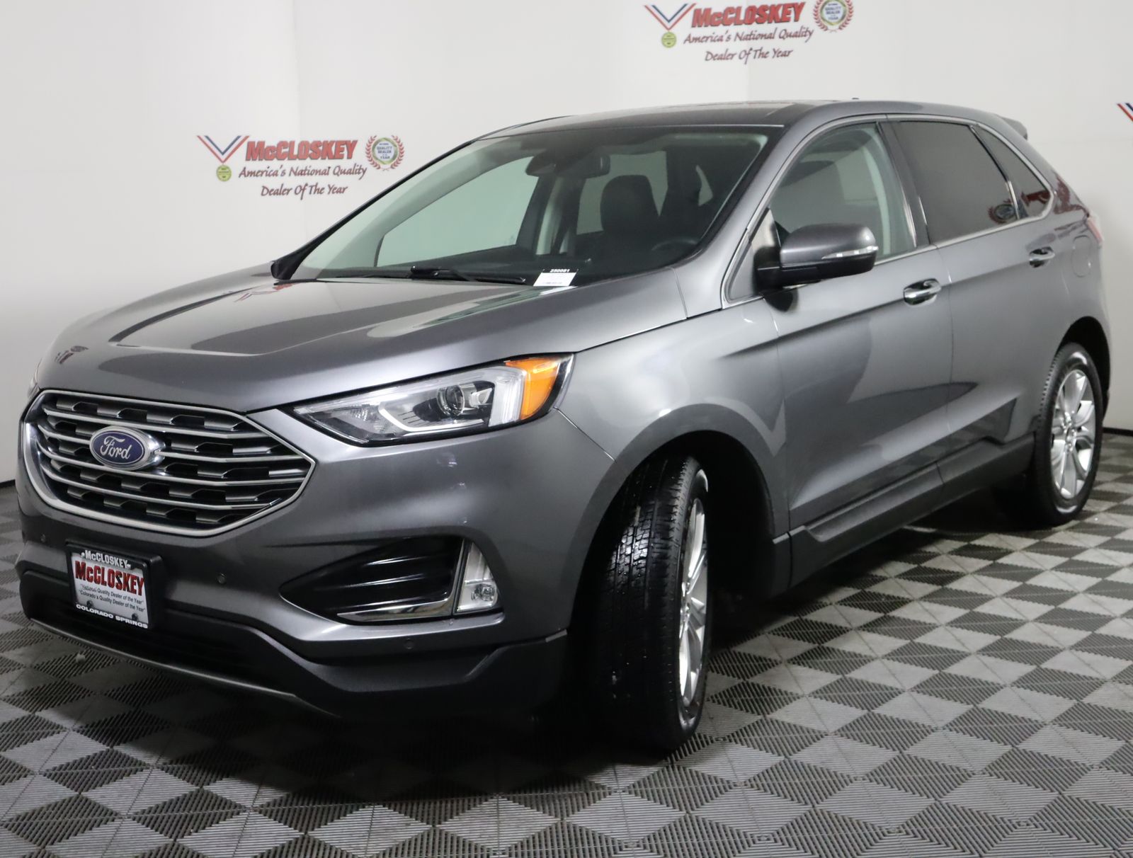 2022 Ford Edge Titanium photo