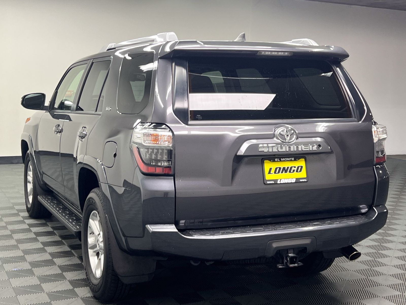 used 2018 Toyota 4Runner car, priced at $28,888