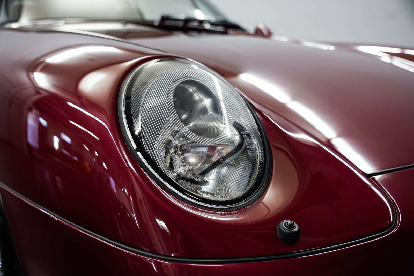 1997 Porsche 911 Carrera — photo 38