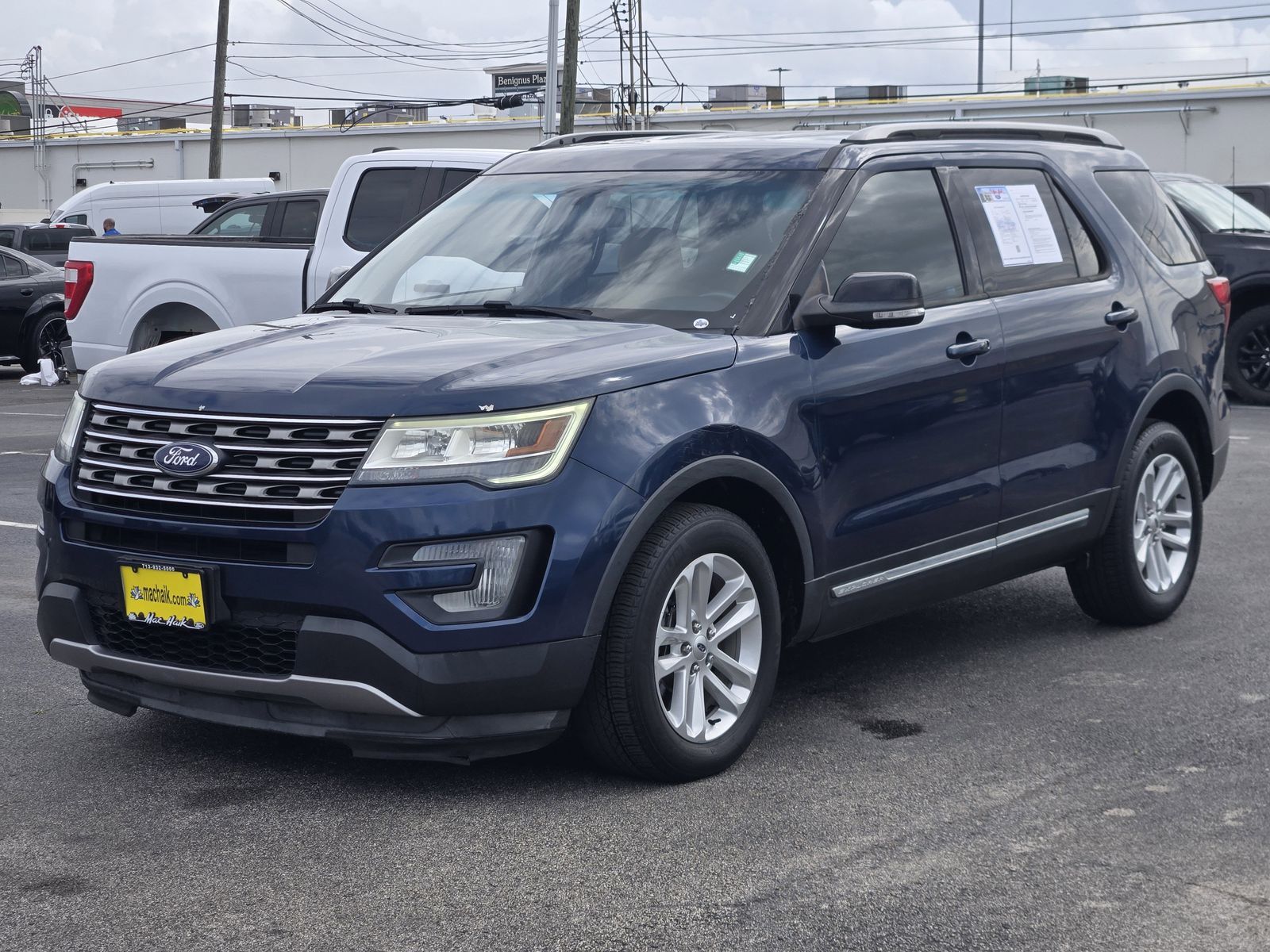Blue Jeans Metallic 2017 Ford Explorer XLT SUV / Crossover Front-Wheel Drive 6-Speed Automatic