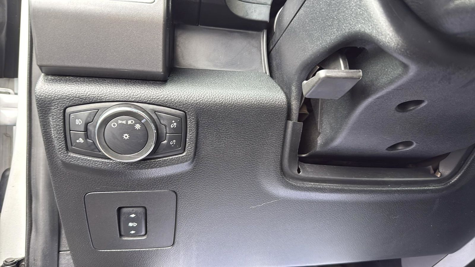 Used Car 2016 Ford F-150  Xlt For Sale Under $25,000 In Austin, Texas