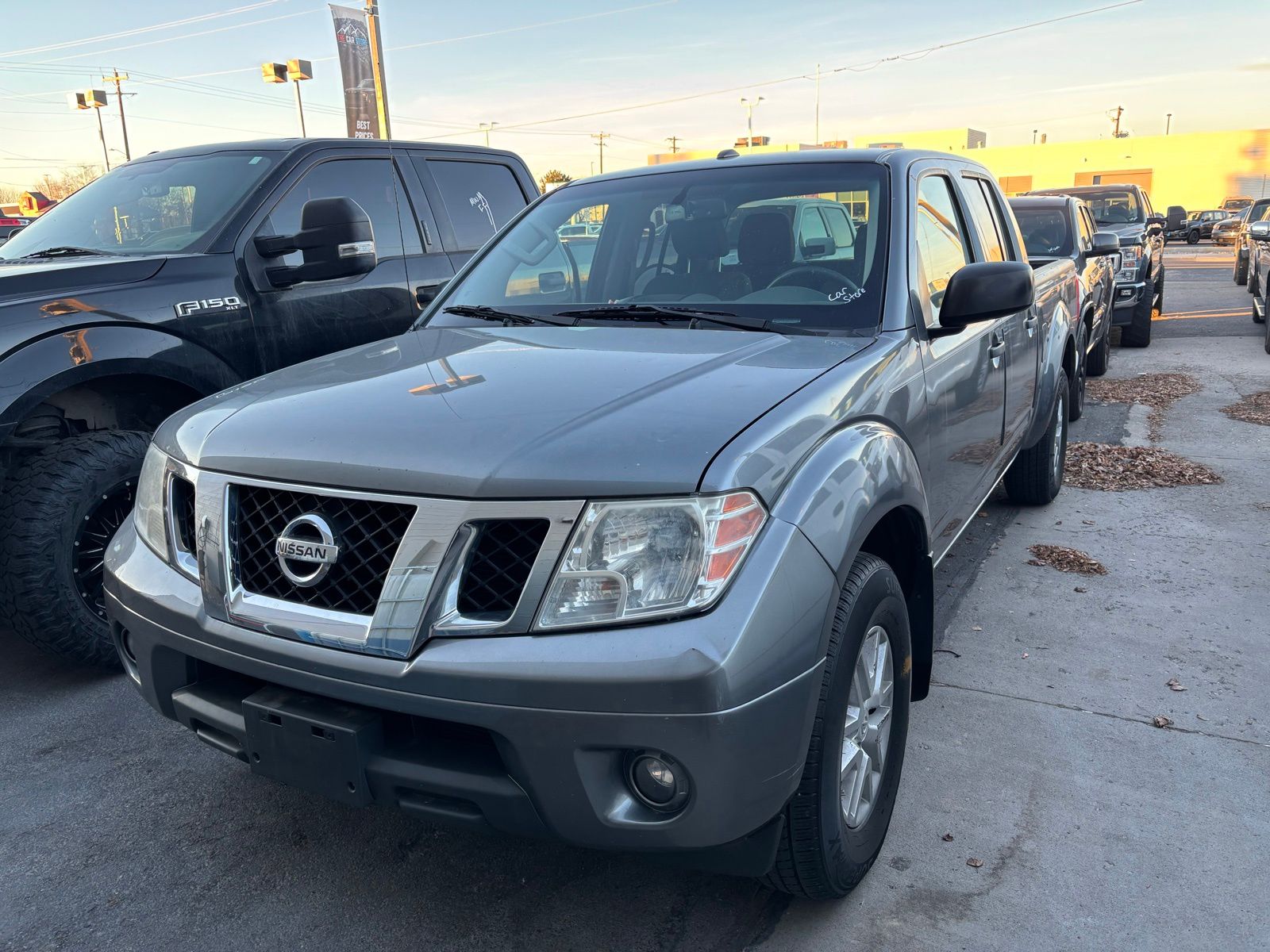 2017 Nissan Frontier SV's photo