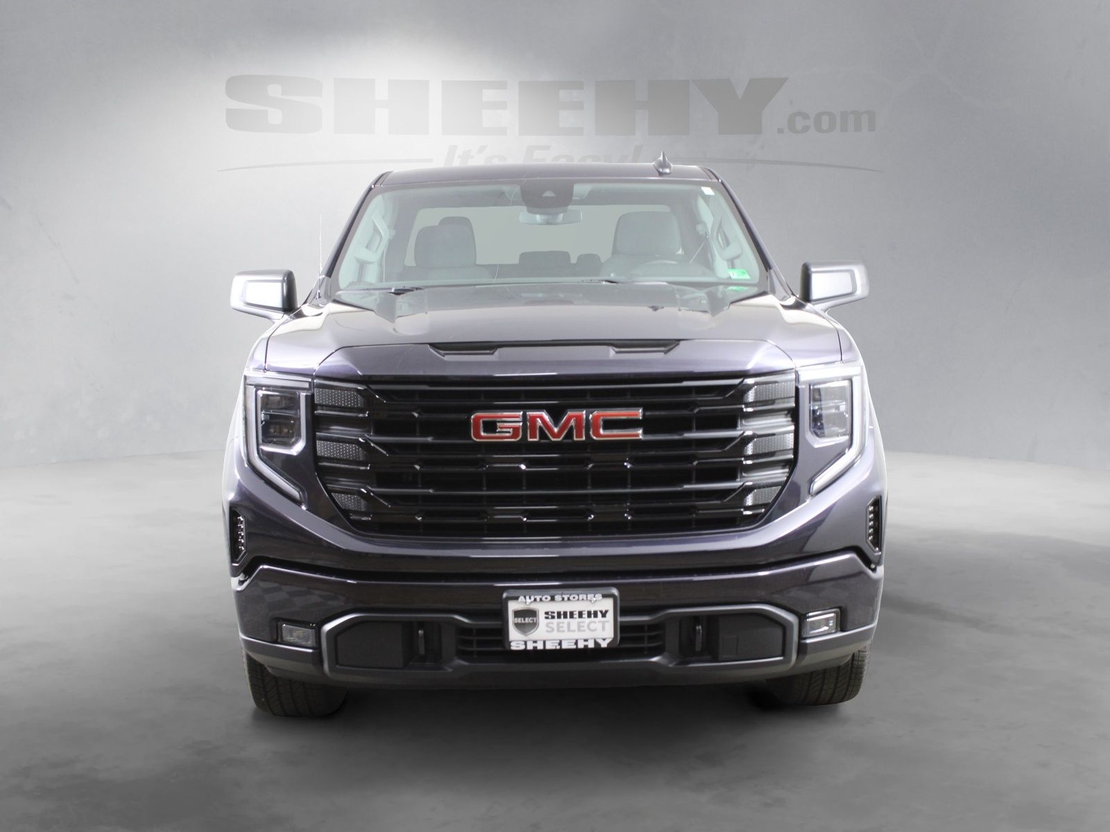 Used 2025 Silver GMC Elevation image 7