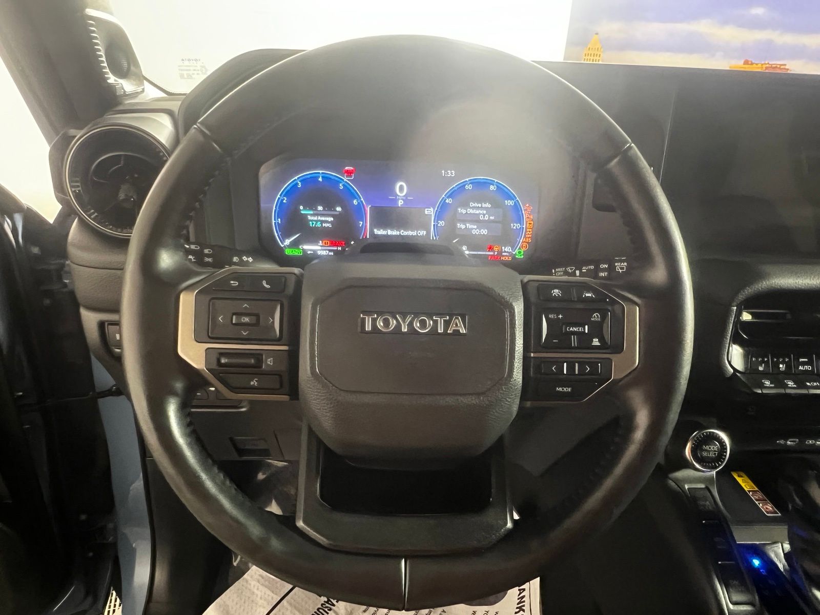 Thumbnail: 2025 Toyota Land Cruiser - 11