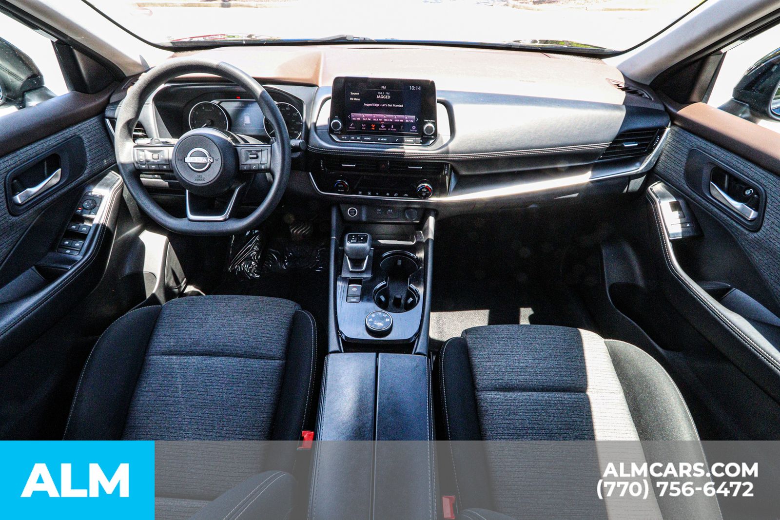 2023 Nissan Rogue SV photo 23