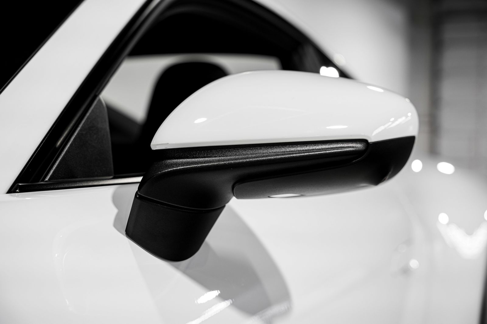 2023 Porsche 911 Carrera — photo 34