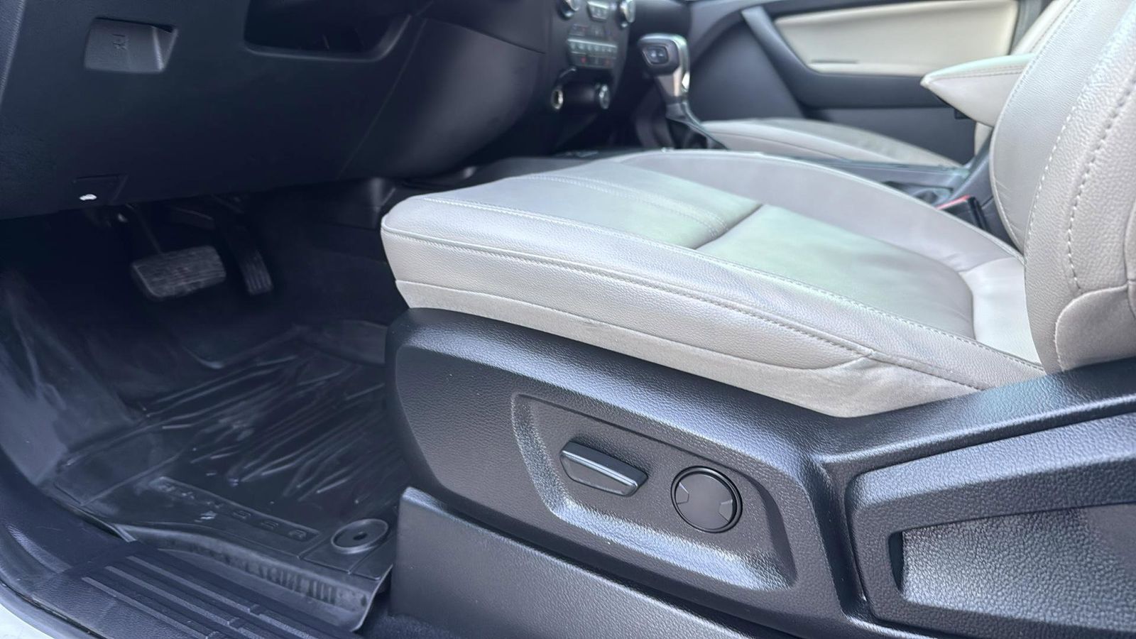 Used Car 2019 Ford Ranger  Lariat For Sale Under $30,000 In Austin, Texas