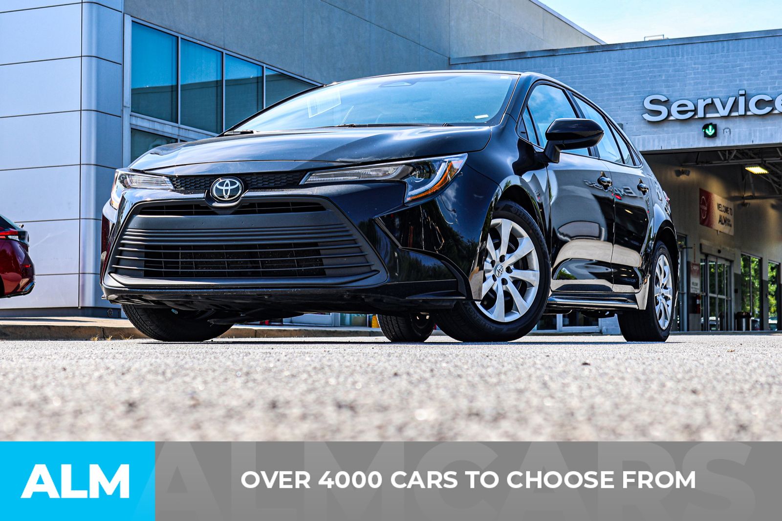 2023 Toyota Corolla LE photo 2