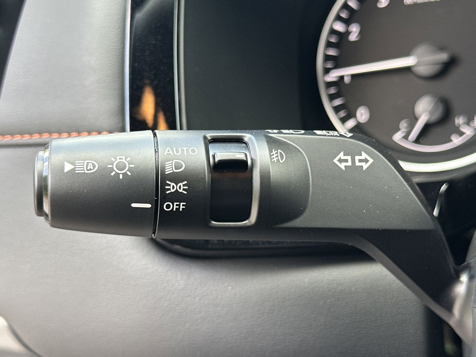 2025 Nissan Pathfinder Rock Creek photo 11