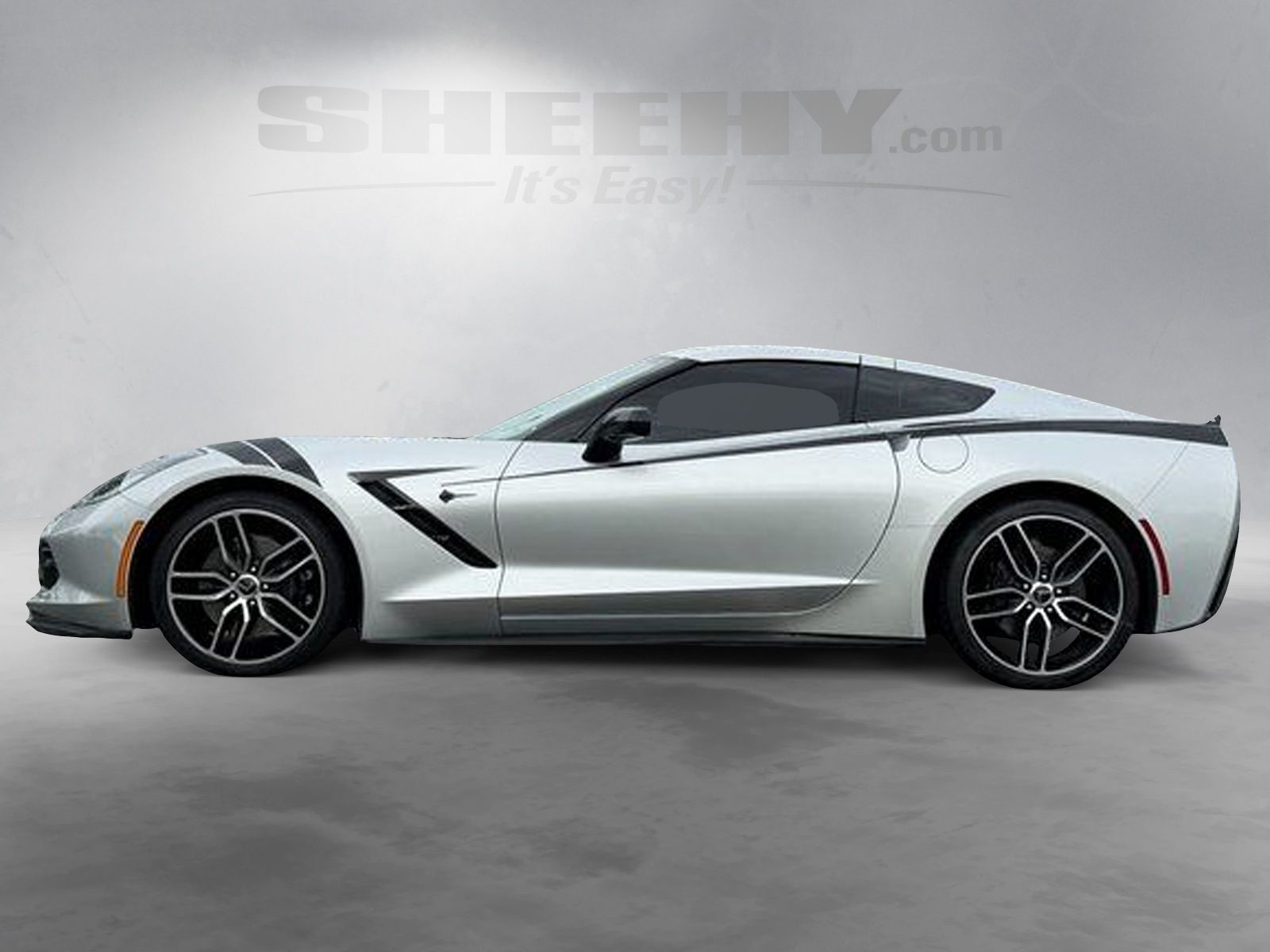 Used 2016 Silver Chevrolet Stingray Z51 image 15