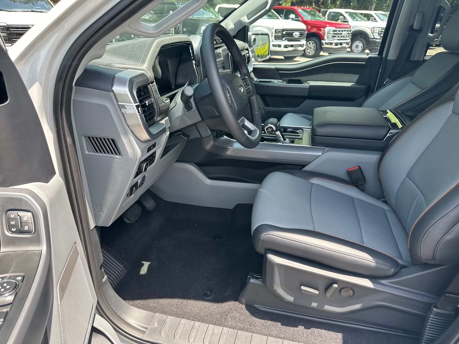New 2026 Avalanche Ford Lariat® image 10