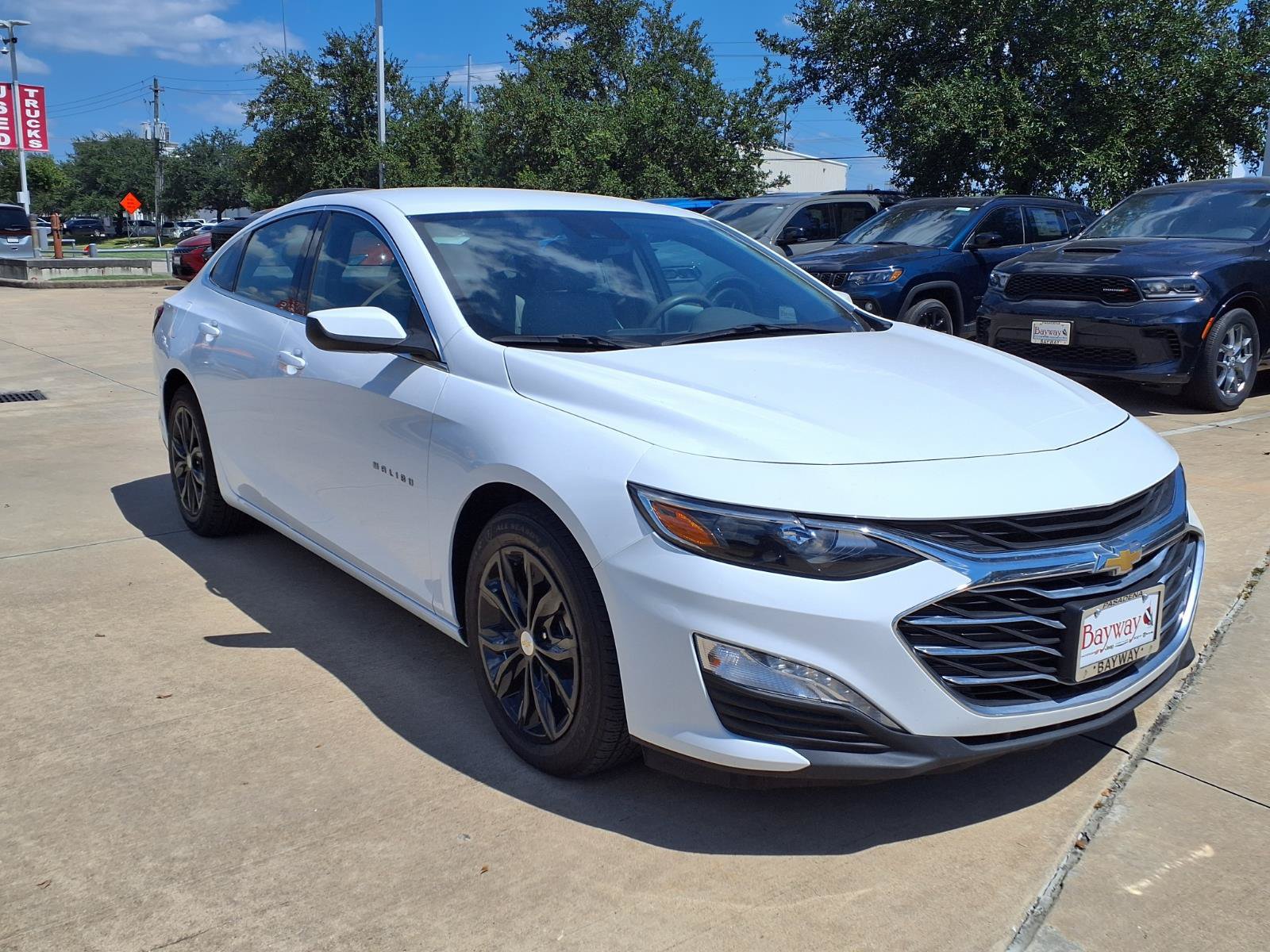 2022 Chevrolet Malibu LT White at Classic Elite Chevrolet Sugar Land