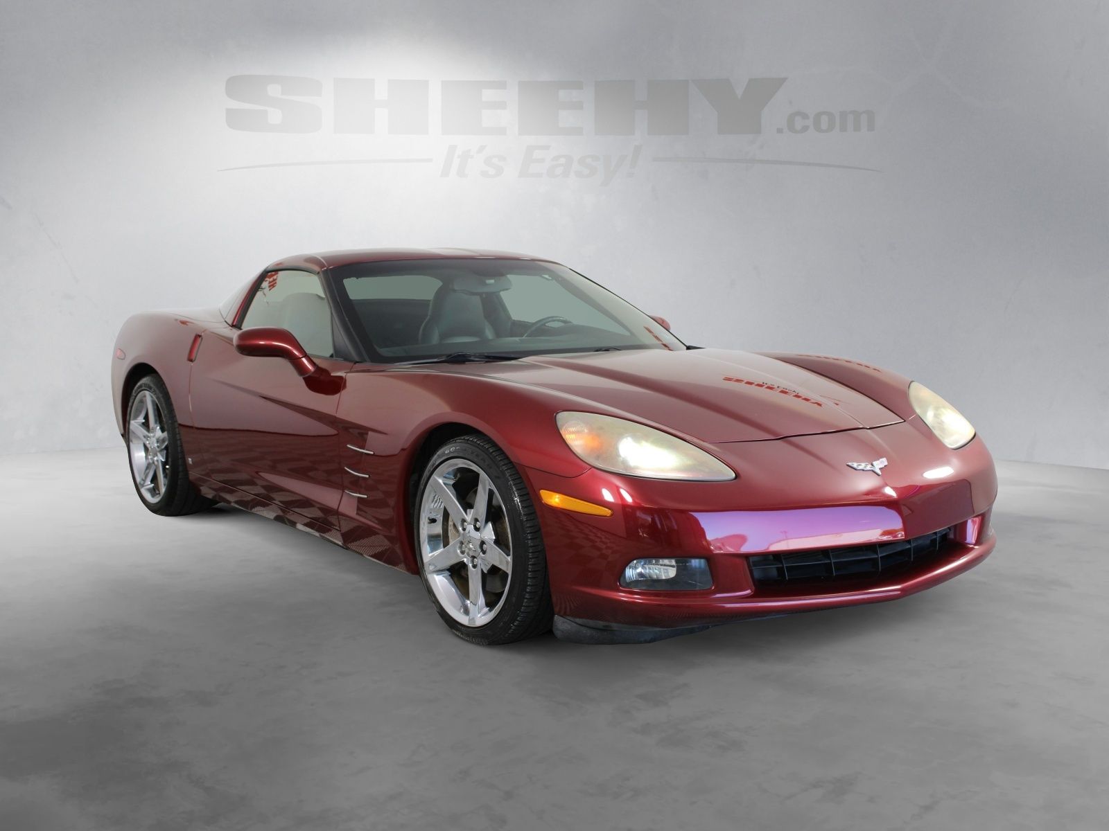 Used 2007 Red Chevrolet  image 2