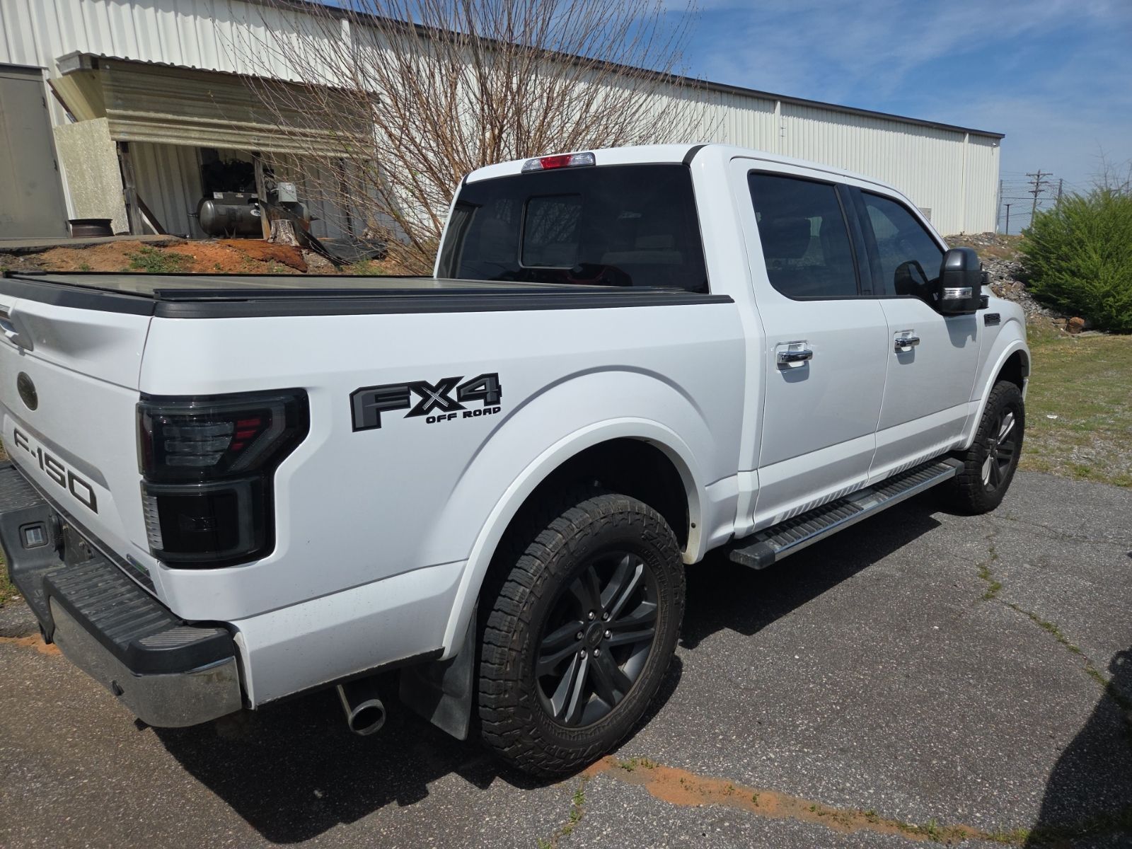 View vehicle photo 5