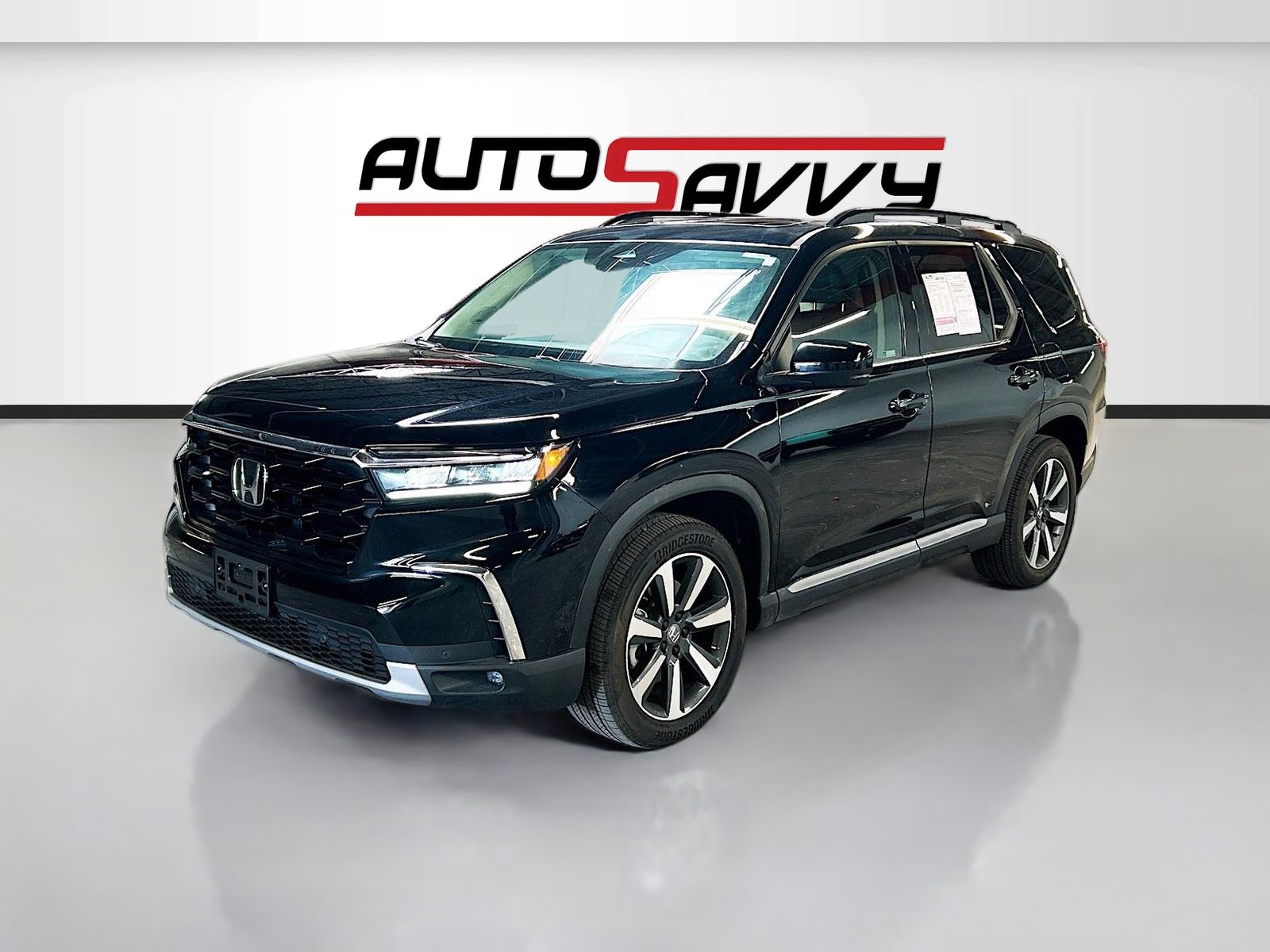 Used 2024 Black Honda Touring image 3