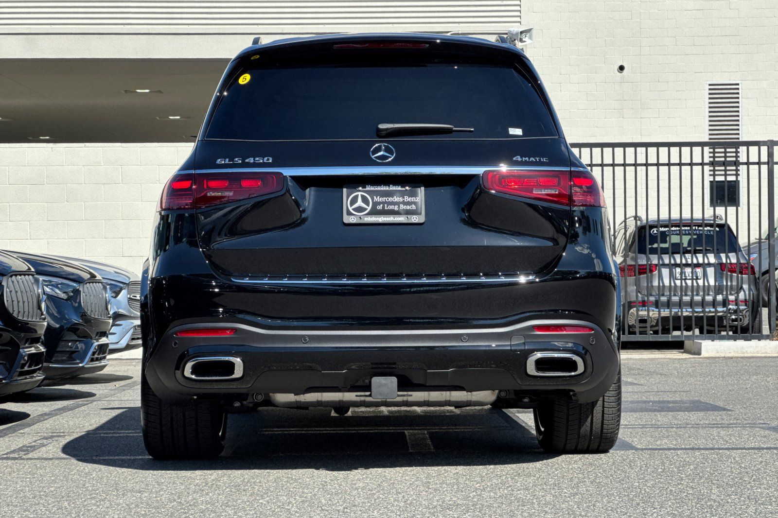 View vehicle photo 6