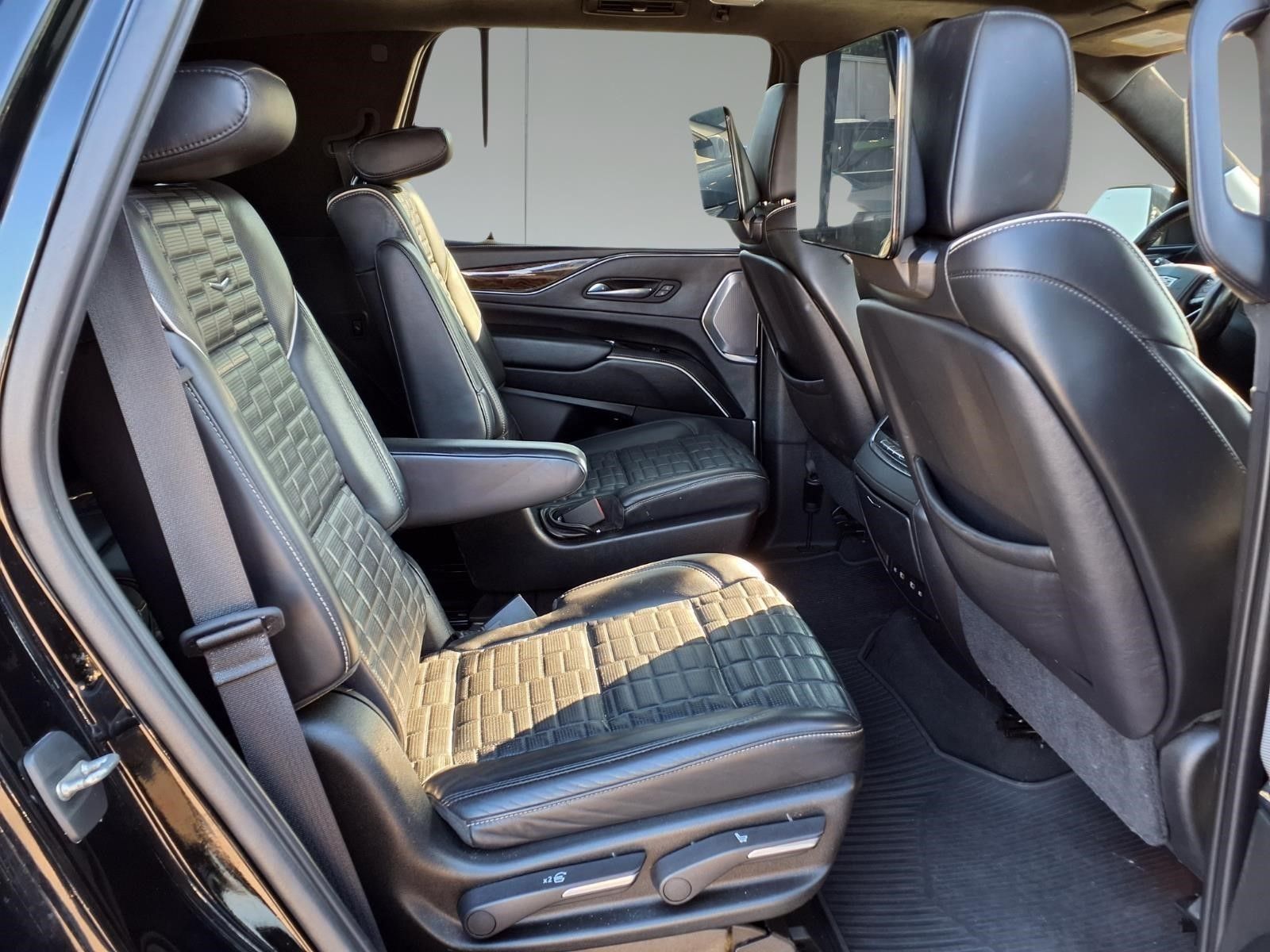 2021 Cadillac Escalade Premium Luxury Platinum Black at Bayway Cadillac Southwest