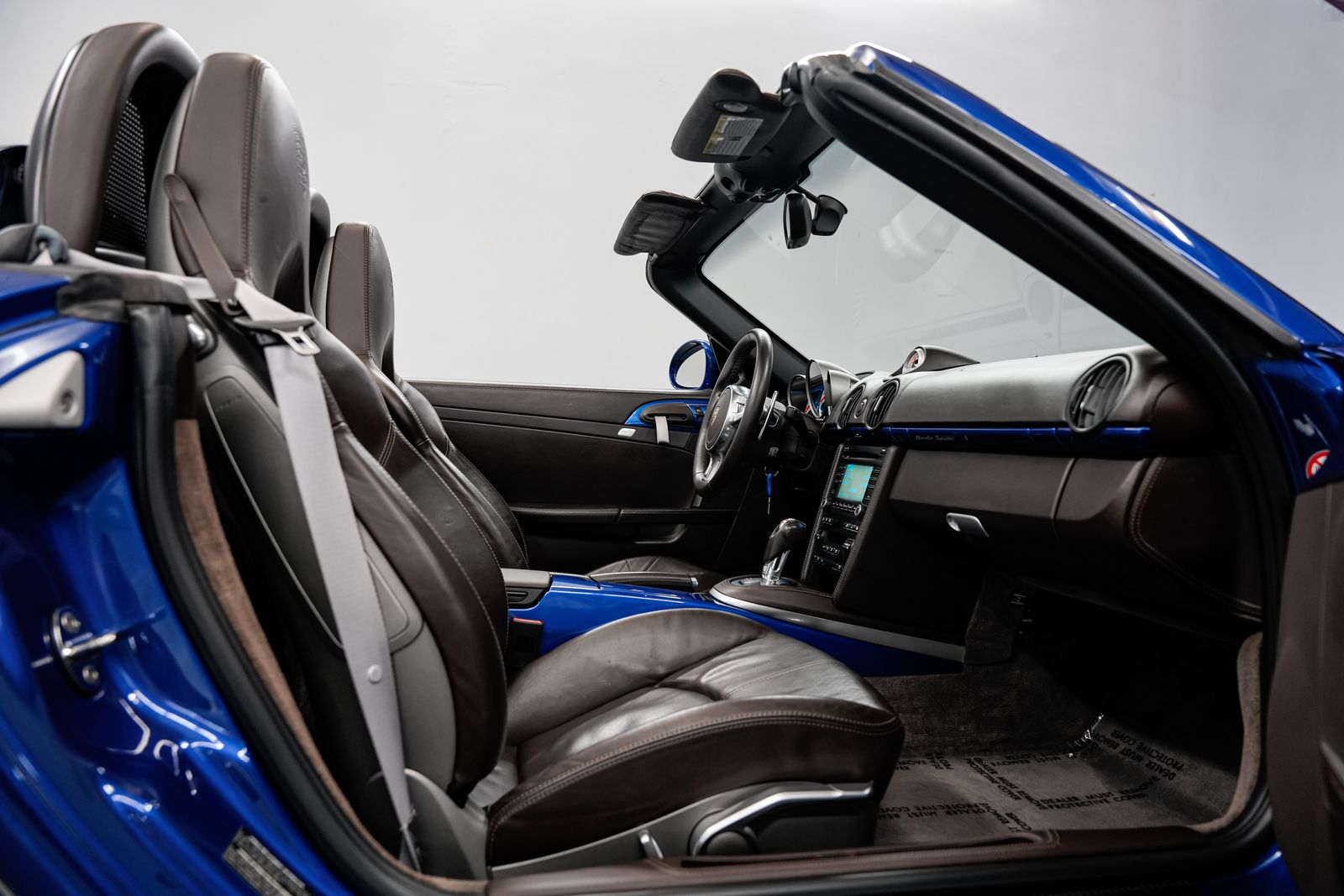 2011 Porsche Boxster Spyder — photo 28