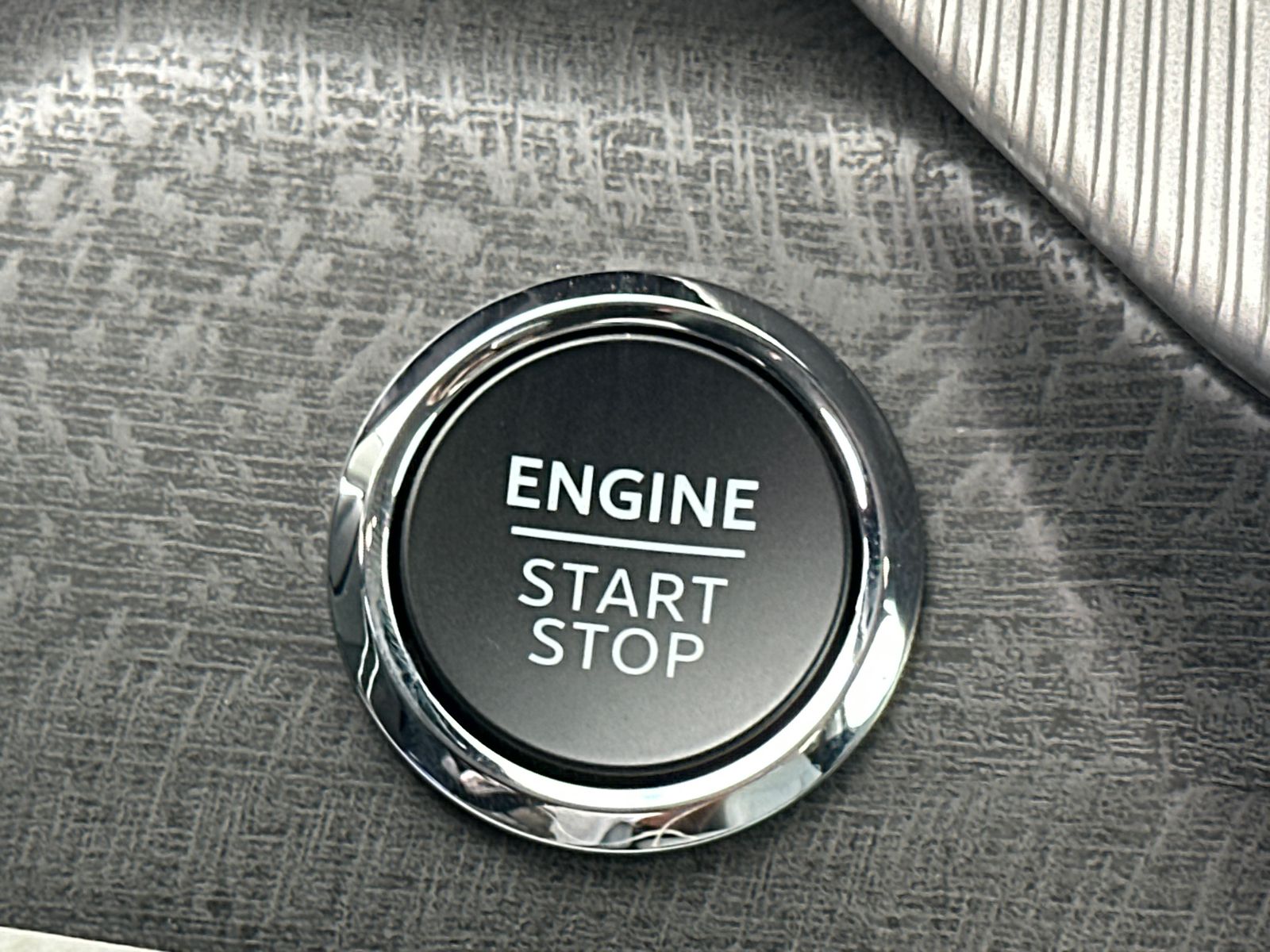 New 2026 Carbonized Gray Metallic Ford Platinum™ image 32