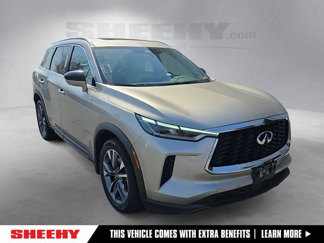 2023 INFINITI QX60 Luxe AWD