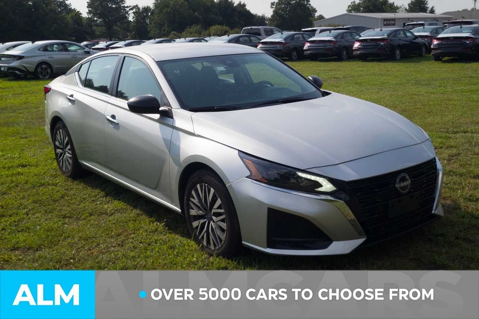 Used 2024 Brilliant Silver Metallic Nissan 2.5 SV image 2