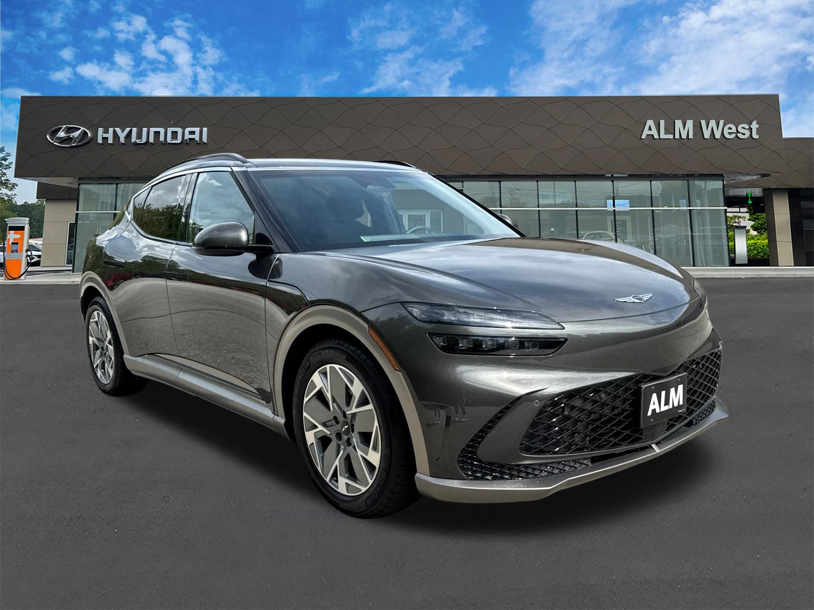 2025 Genesis GV60 photo 3