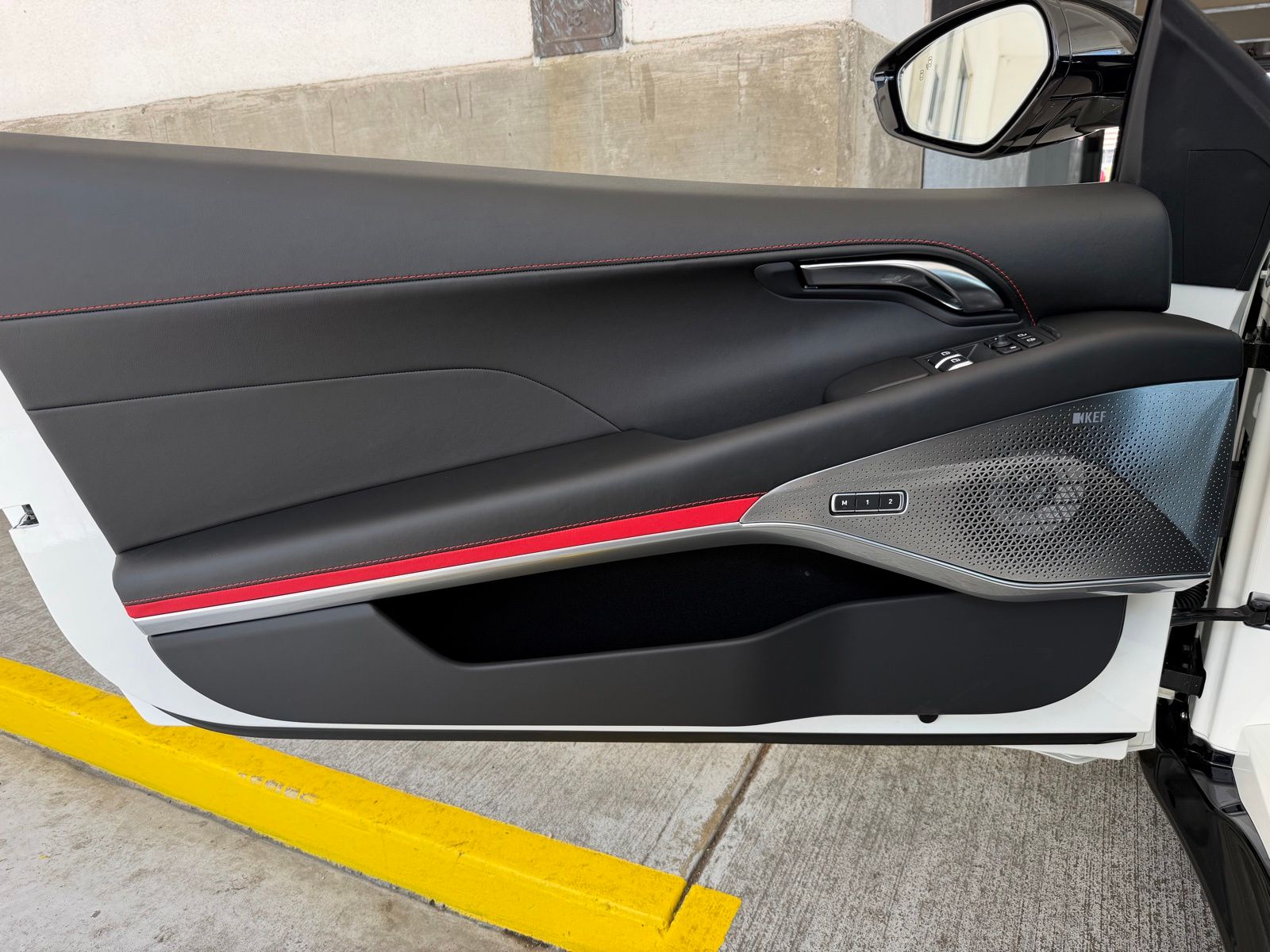 2026 Lotus Emira - Photo 16