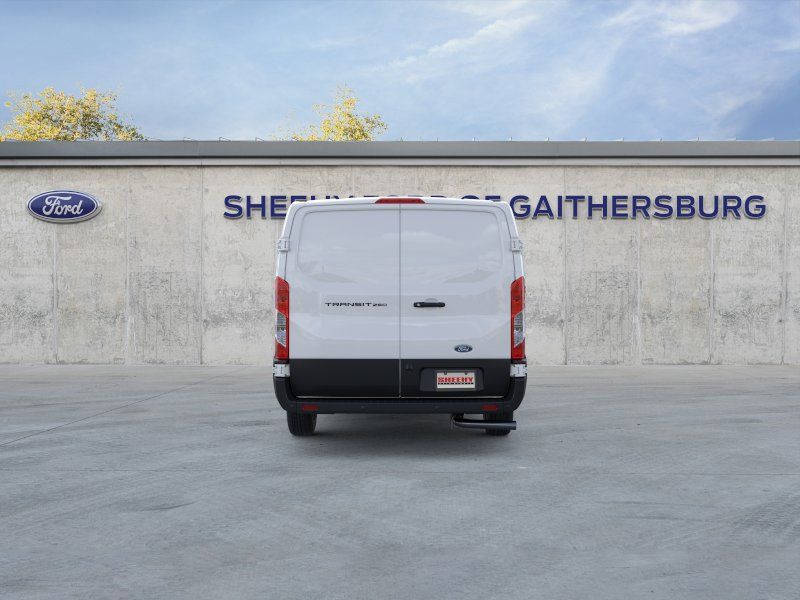 New 2026 Oxford White Ford Base image 6