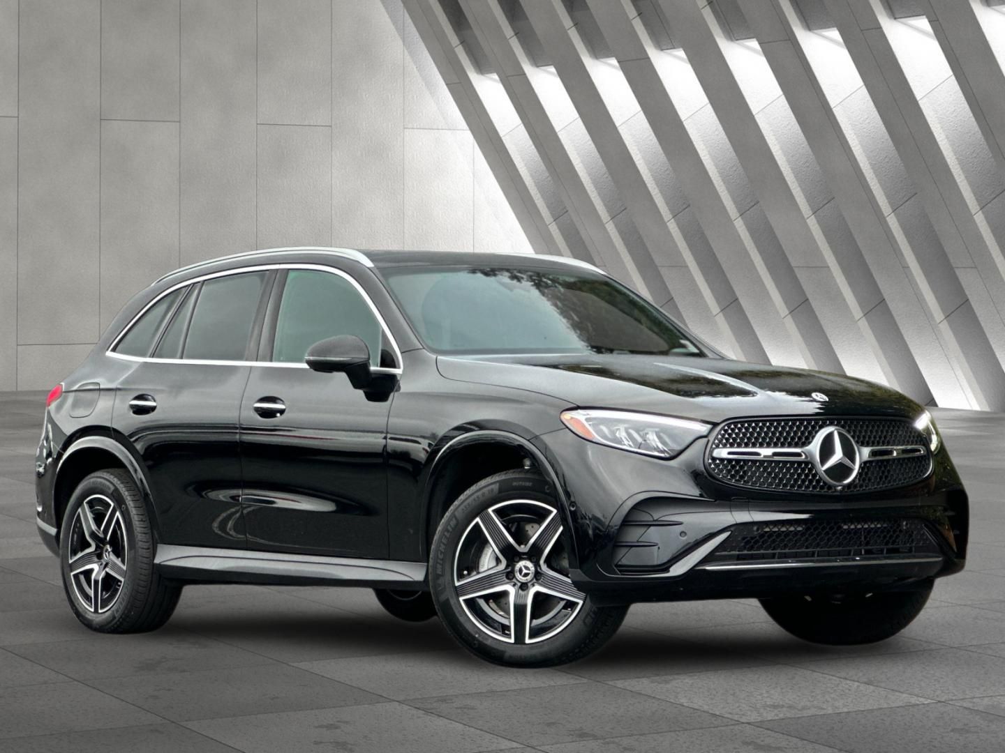 used 2025 Mercedes-Benz GLC car, priced at $47,498