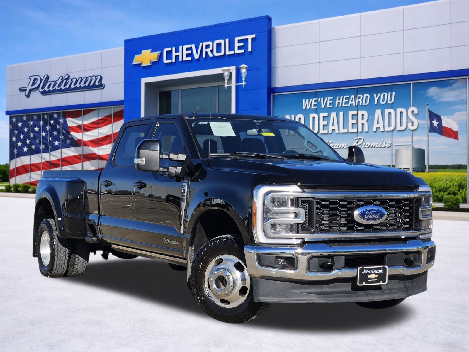 Black Metallic 2023 Ford F-350 Super Duty Lariat Crew Cab LB DRW 4WD Pickup Truck Four-Wheel Drive Automatic