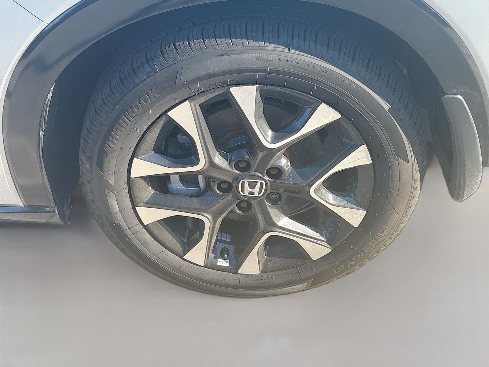 Used 2026 Silver Honda EX-L image 28