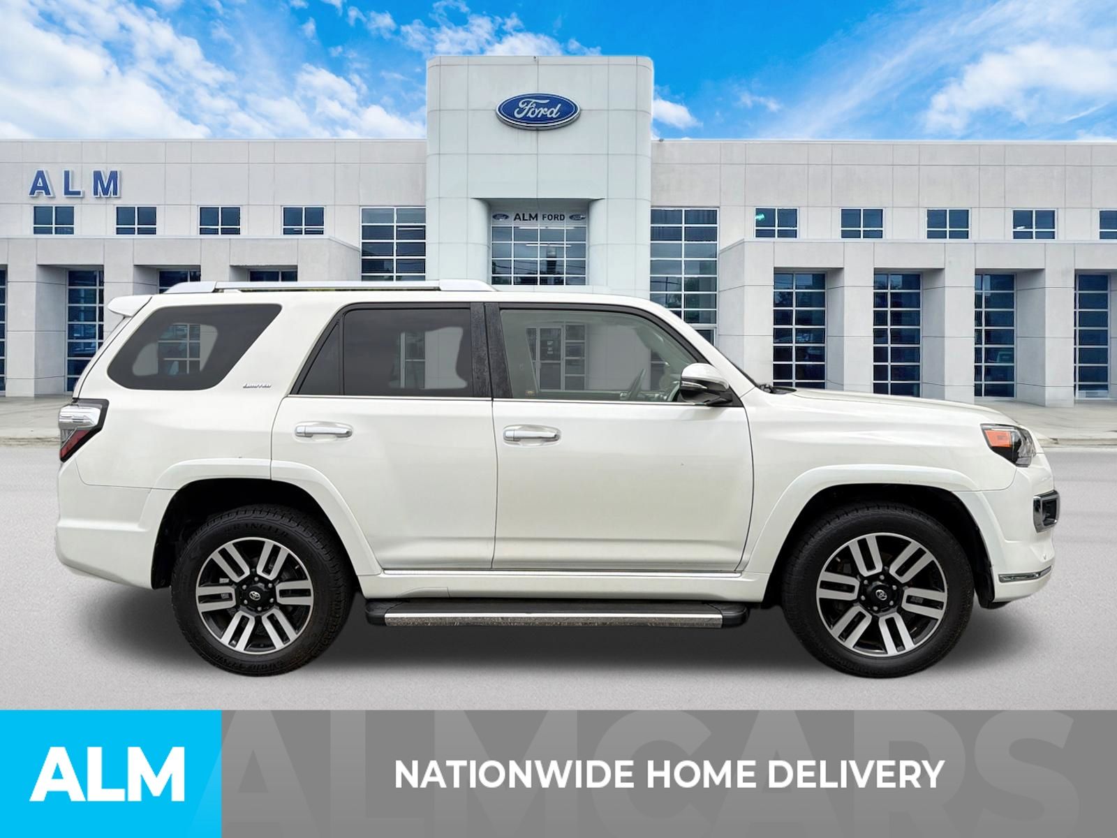 Certified Used 2018 Blizzard Pearl Toyota Limited image 4