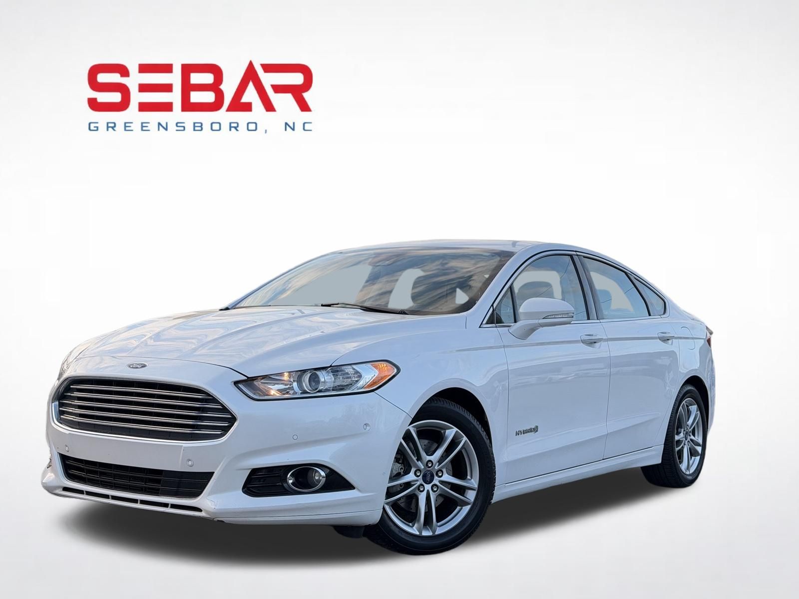 White Platinum Clearcoat Metallic 2015 Ford Fusion Hybrid Titanium FWD Sedan Front-Wheel Drive Continuously Variable Transmission