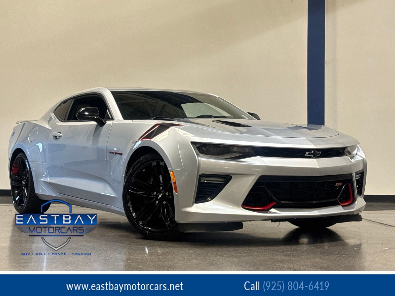 Silver Ice Metallic 2018 Chevrolet Camaro Coupe Rear-Wheel Drive 8-Speed Automatic