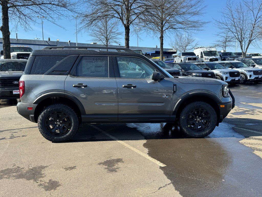 New 2025 Carbonized Gray Metallic Ford Outer Banks image 5