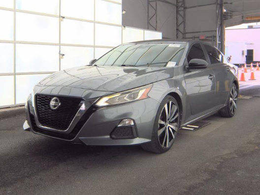 2022 Nissan Altima 2.5 SR's photo