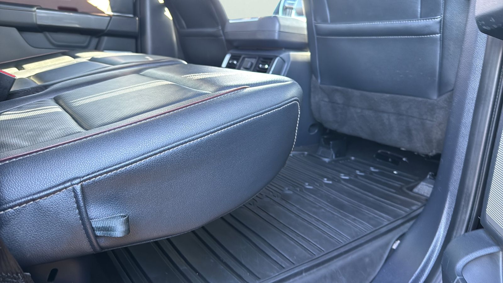 Used Car 2022 Ford F-150  Lariat For Sale Under $50,000 In Austin, Texas