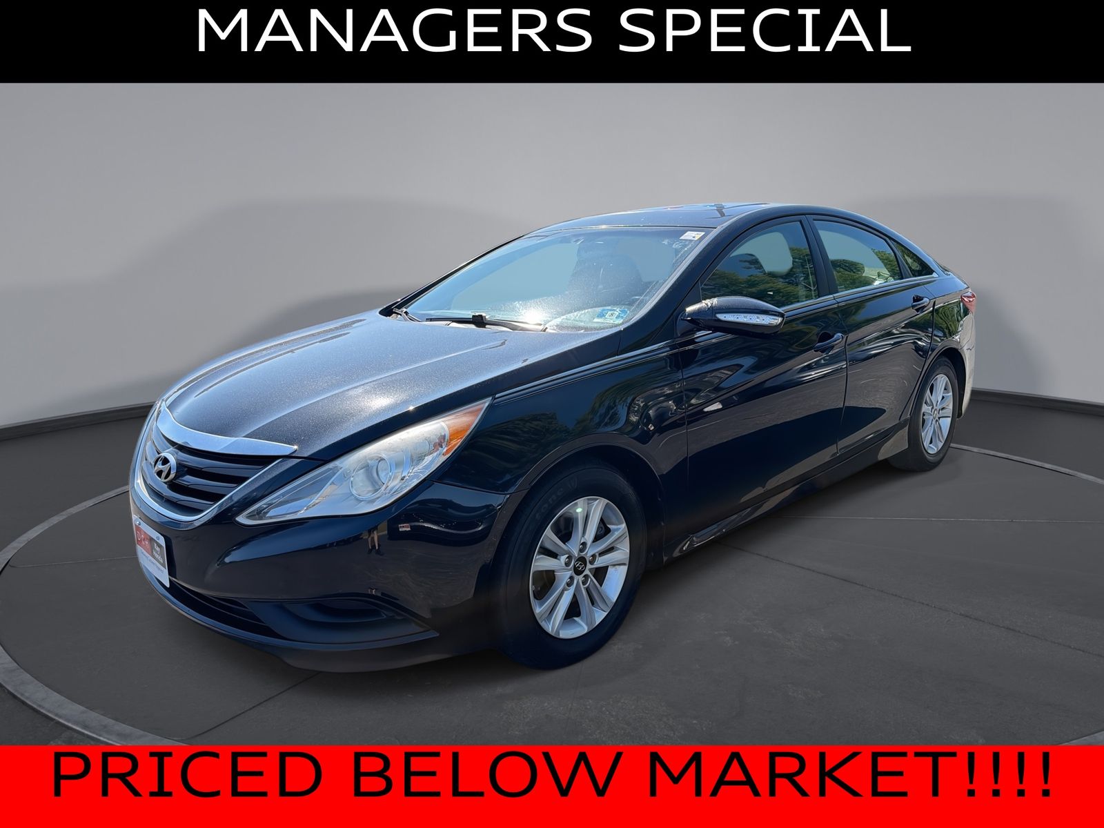 Phantom Black Metallic 2014 Hyundai Sonata Sedan Front-Wheel Drive 6-Speed Automatic