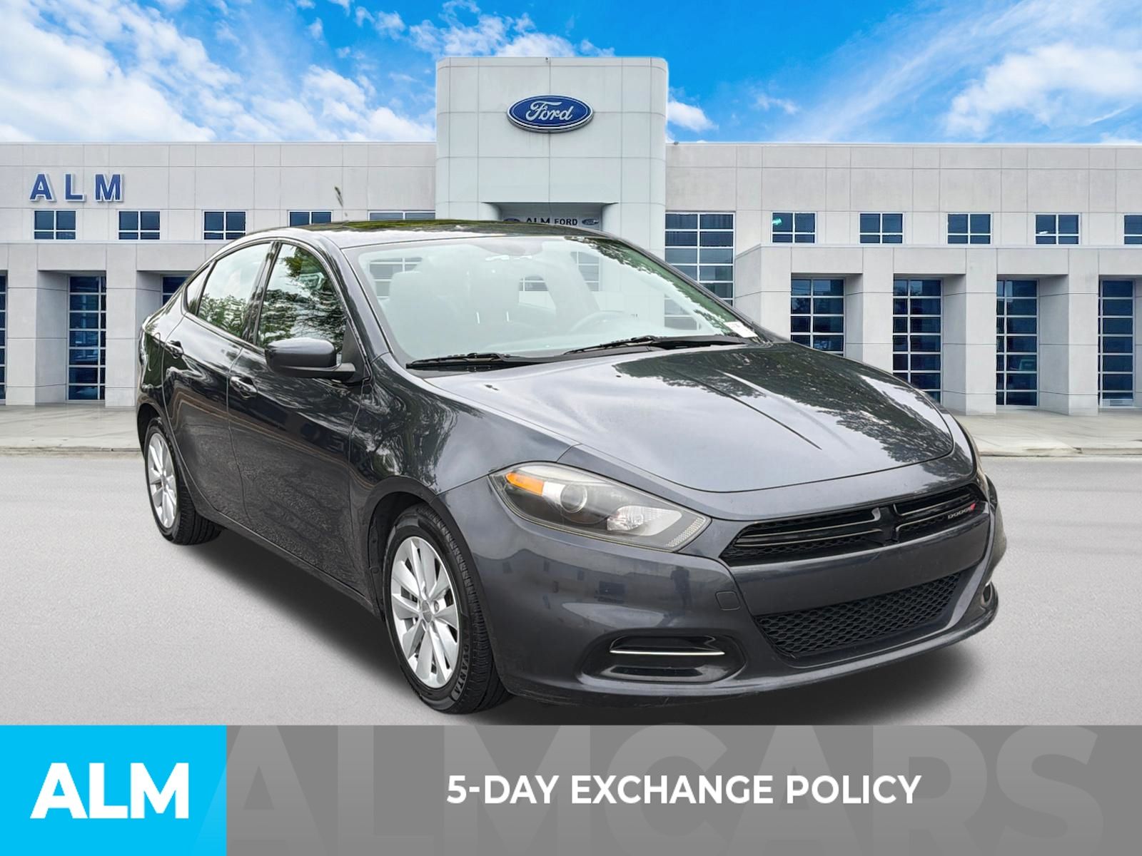 Used 2014 Gray Dodge SXT image 3