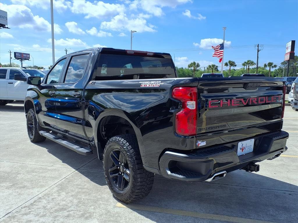 2025 Chevrolet Silverado 1500 Custom Trail Boss - 7