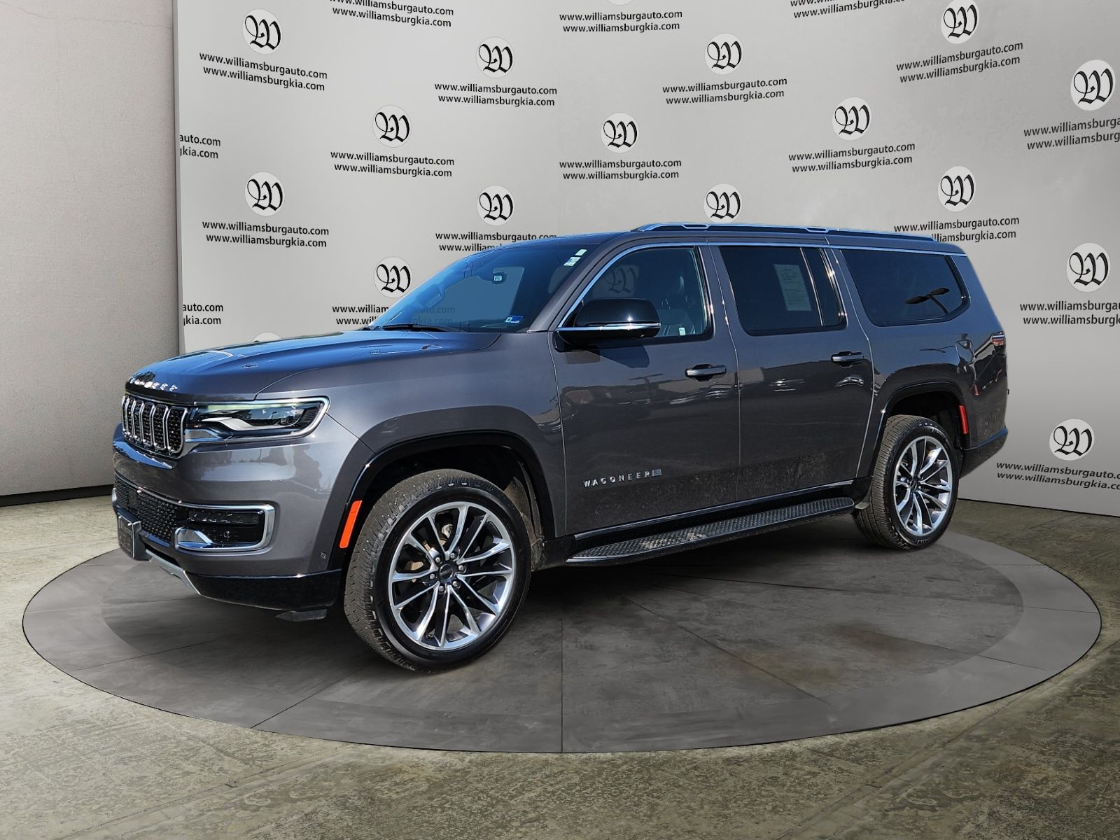 Baltic Gray Metallic Clearcoat 2024 Jeep Wagoneer L SUV / Crossover Four-Wheel Drive 8-Speed Automatic