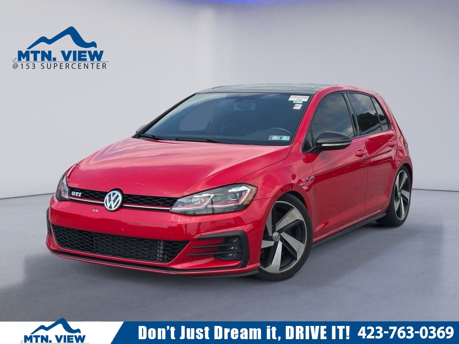 Tornado Red 2018 Volkswagen Golf GTI Hatchback Front-Wheel Drive 6-Speed Manual