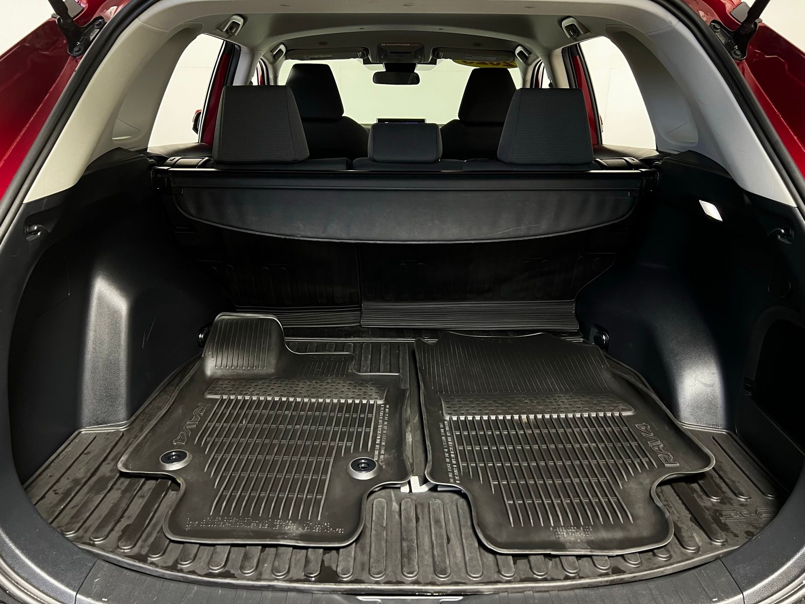 Thumbnail: 2025 Toyota RAV4 - 22