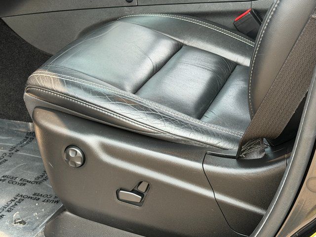Used 2014 Brilliant Black Crystal Pearlcoat Jeep Limited image 41
