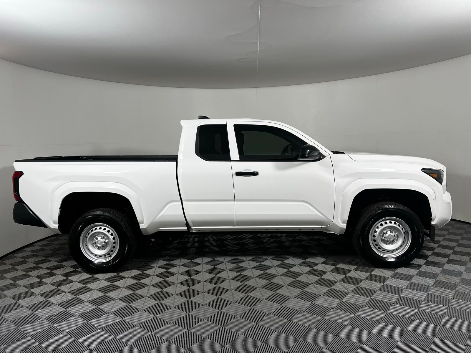 Thumbnail: 2024 Toyota Tacoma - 4