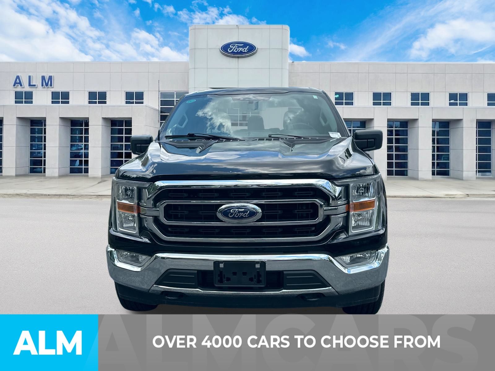 Used 2023 Black Ford XLT image 2