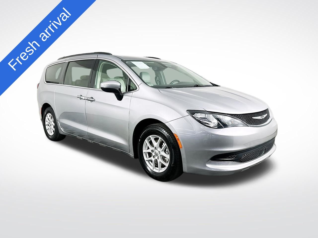 Billet Silver Metallic Clearcoat 2021 Chrysler Voyager LXi FWD Minivan Front-Wheel Drive 9-Speed Automatic