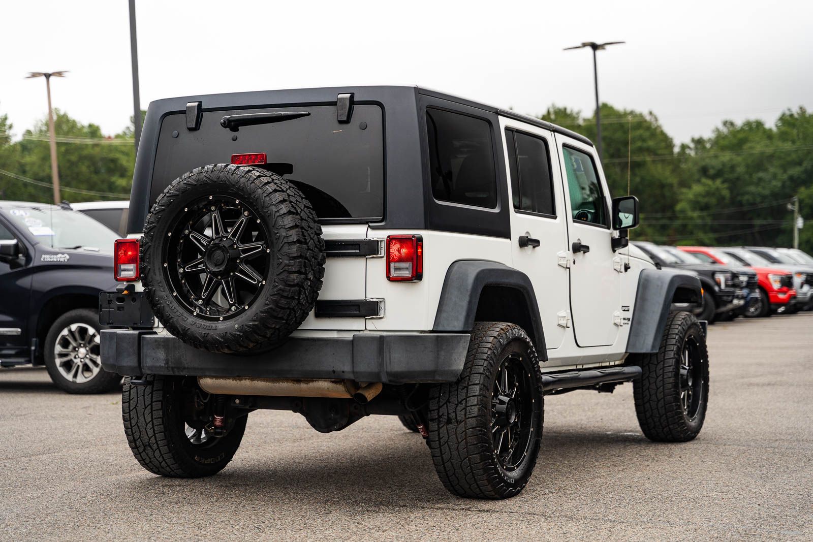 Used 2018 Jeep Wrangler JK SUV