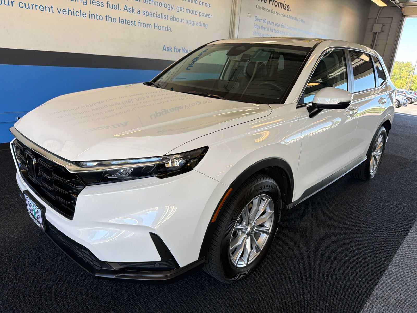 Platinum White Pearl 2025 Honda CR-V SUV / Crossover All-Wheel Drive Continuously Variable Transmission