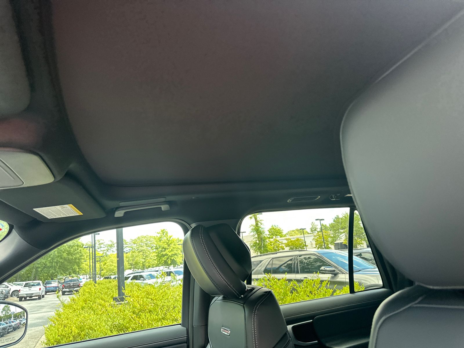New 2026 Glacier Gray Metallic Tri-Coat Ford Platinum® image 35